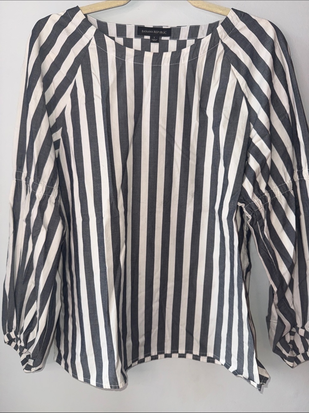 Banana Republic Gray/White Striped Blouse with Balloon Sleeves